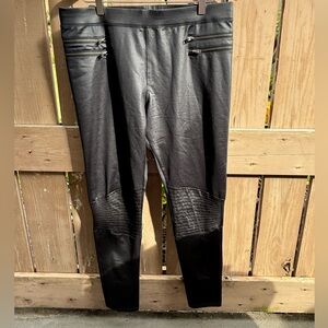 🎉NWT🎉 Black High Rise Moto Style Pants Sz L